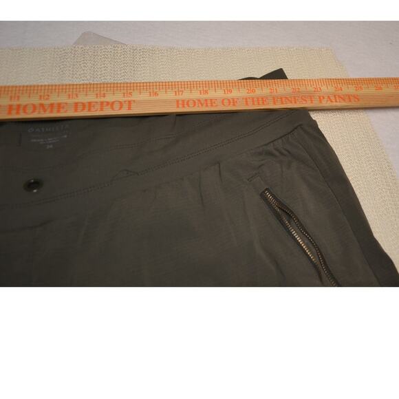 Athleta Trekkie North Jogger Women's Size 24‎ Lightweight Outdoor Papered Pant - Picture 5 of 9